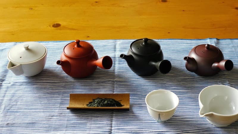 Ấm Tokoname Yaki và khả năng thay đổi hương vị trà