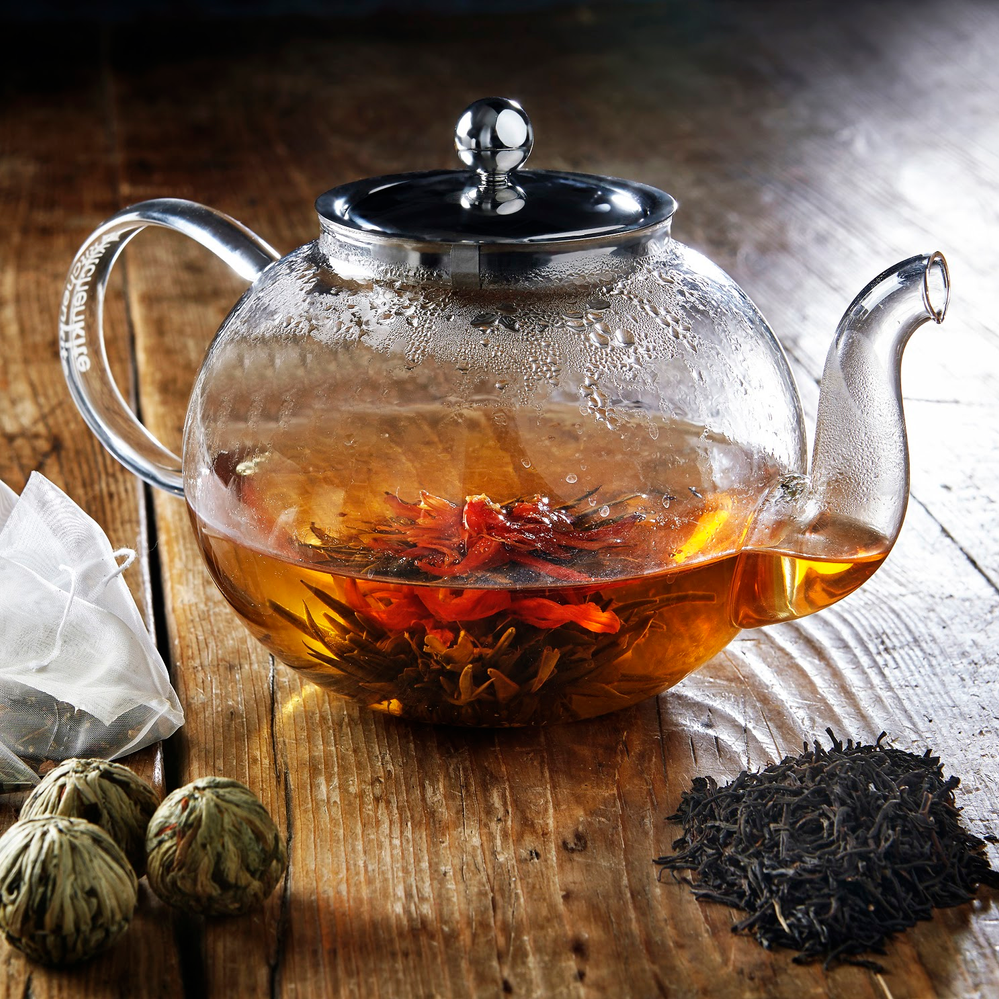 Ấm Trà Hoàn Hảo: Nên Chọn Ấm Gang, Ấm Gốm, Hay Ấm Thủy Tinh?