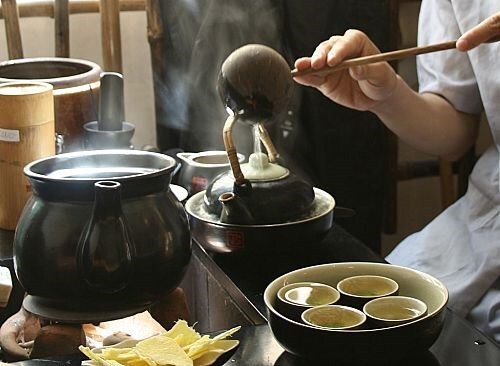 Hành trình của tách trà ngát hương