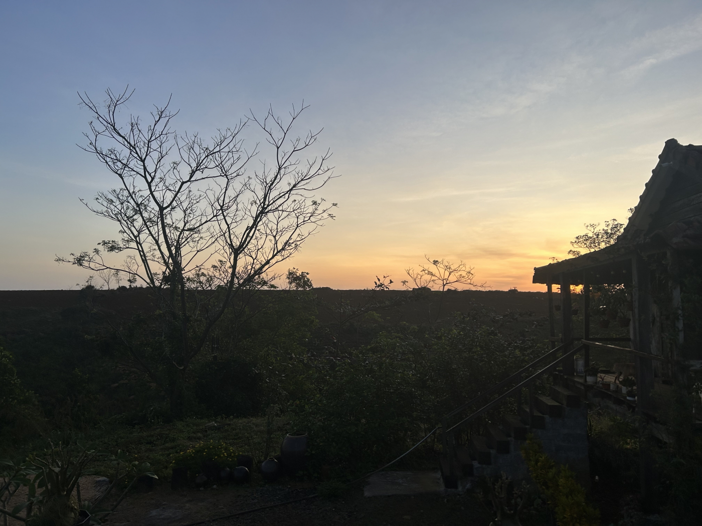 Biết đủ thì không nhục, biết dừng thì không nguy