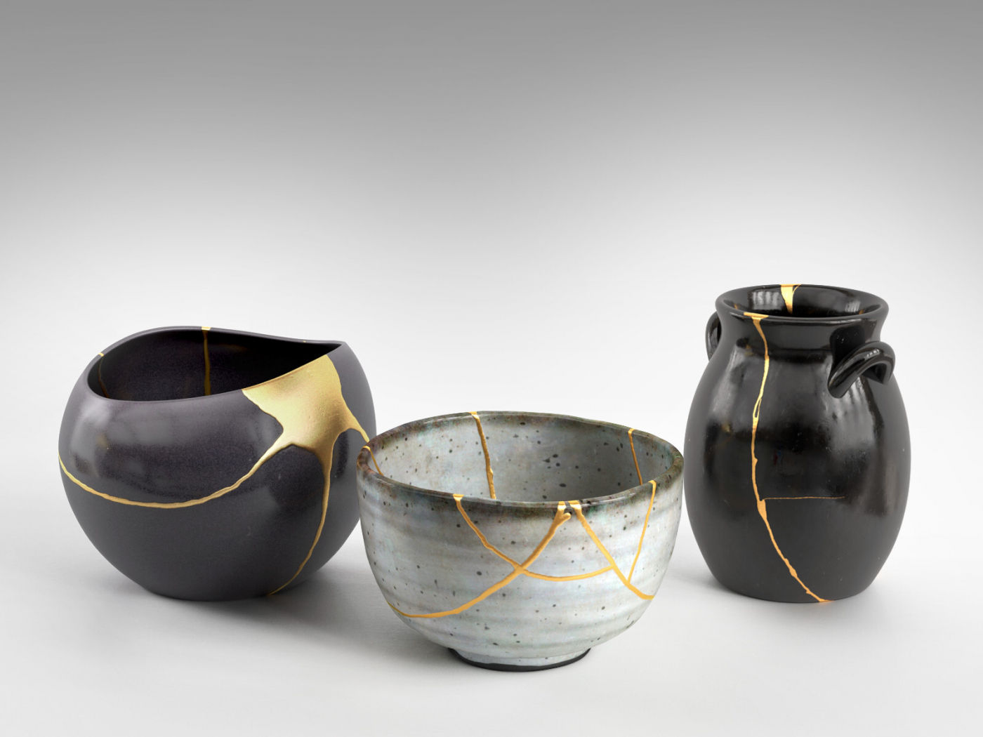 Kintsugi-nghệ thuật vá gốm bằng vàng tôn vinh vẻ đẹp của sự bất toàn