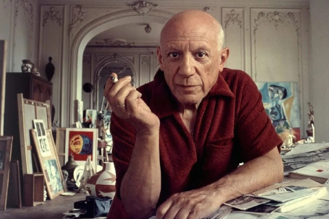 Thói quen trả tiền bằng séc khi mua đồ sinh hoạt của Picasso