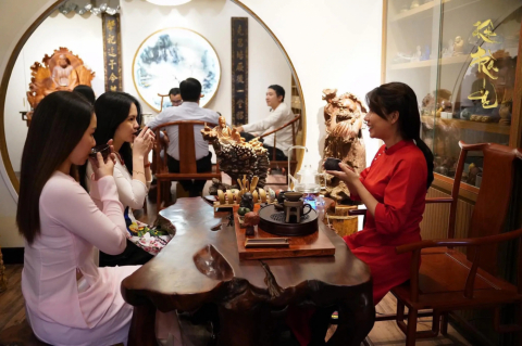 Trà Quán: Kỳ Trà Các