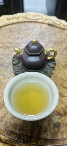 Tĩnh Tại Giữa Cuộc Đời Gấp Gáp