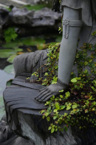 Người hỏi về những khó khăn lớn nhất của đời người…